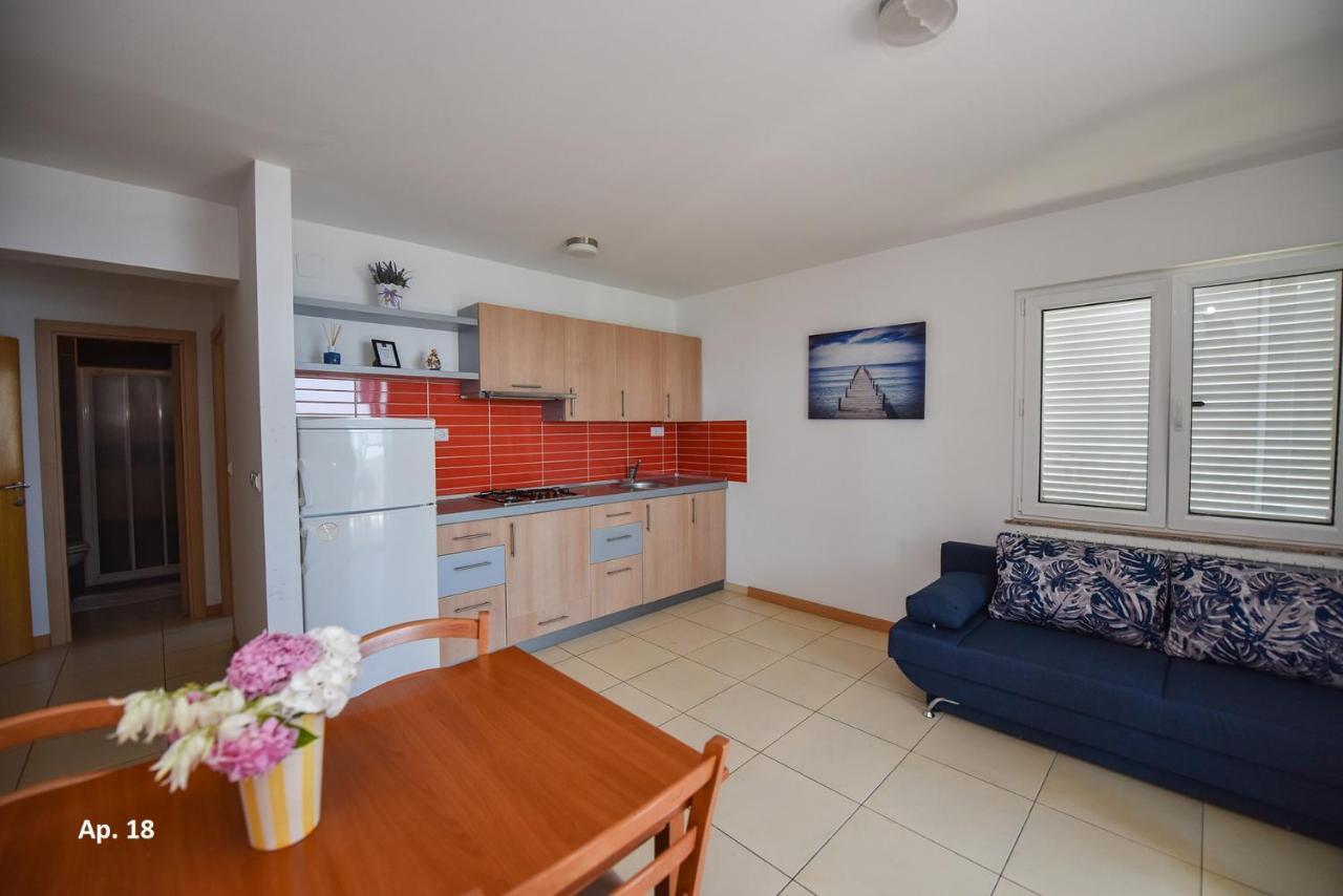Apartments Bella Sky Novalja Extérieur photo